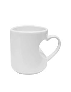Tasse blanche à poignée en forme de coeur